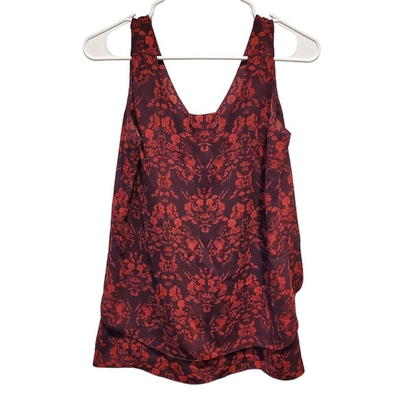 CAbi #3258 Womens Modern Cameo Print Tank Sz Small Purple Red Curtain Back - Picture 2 of 10